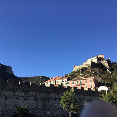 Casa Luigia Rooms Mtb In Finalborgo Bike Room Tour Ebike Trekking Finale Ligure Exterior photo