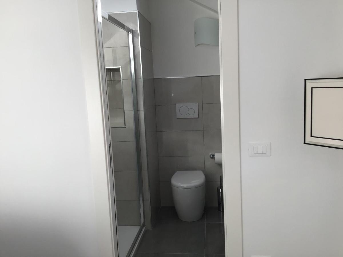 Casa Luigia Rooms Mtb In Finalborgo Bike Room Tour Ebike Trekking Finale Ligure Exterior photo