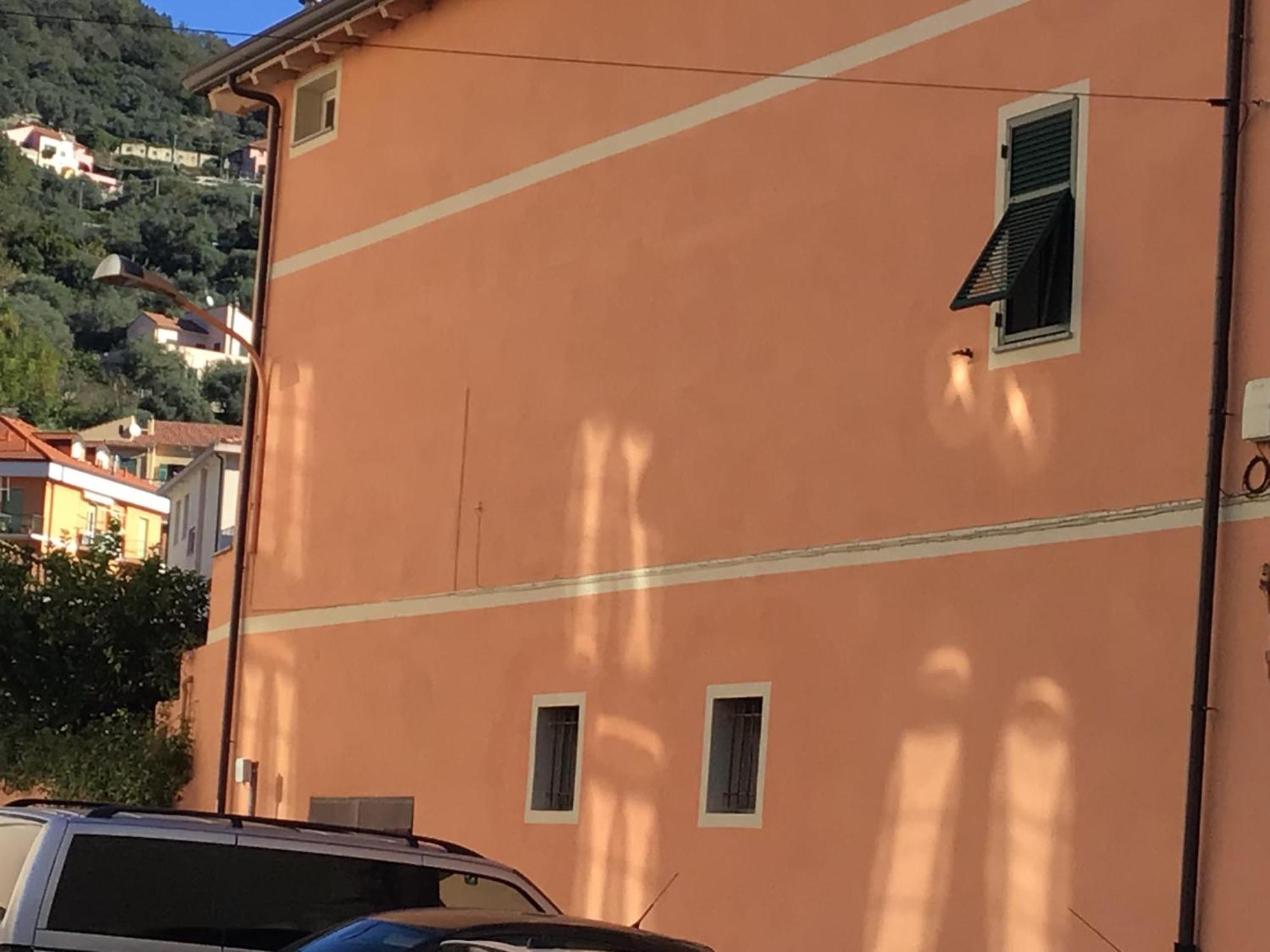 Casa Luigia Rooms Mtb In Finalborgo Bike Room Tour Ebike Trekking Finale Ligure Exterior photo