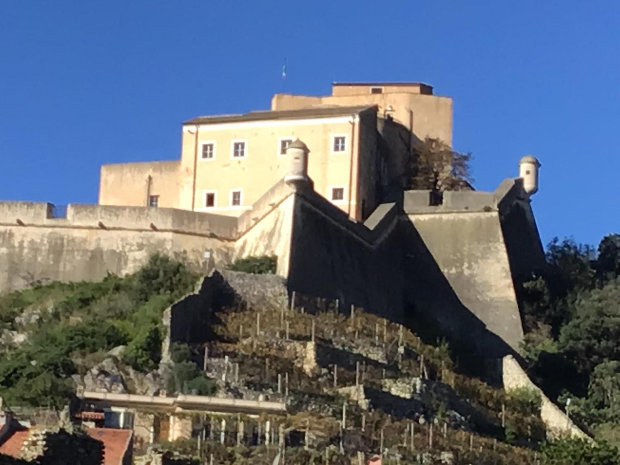 Casa Luigia Rooms Mtb In Finalborgo Bike Room Tour Ebike Trekking Finale Ligure Exterior photo