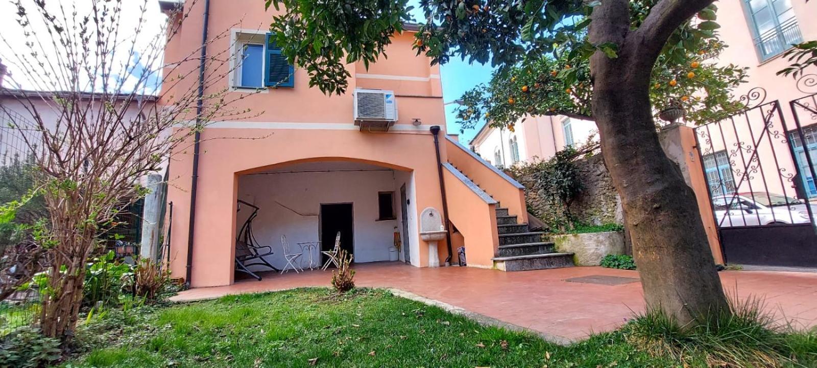 Casa Luigia Rooms Mtb In Finalborgo Bike Room Tour Ebike Trekking Finale Ligure Exterior photo