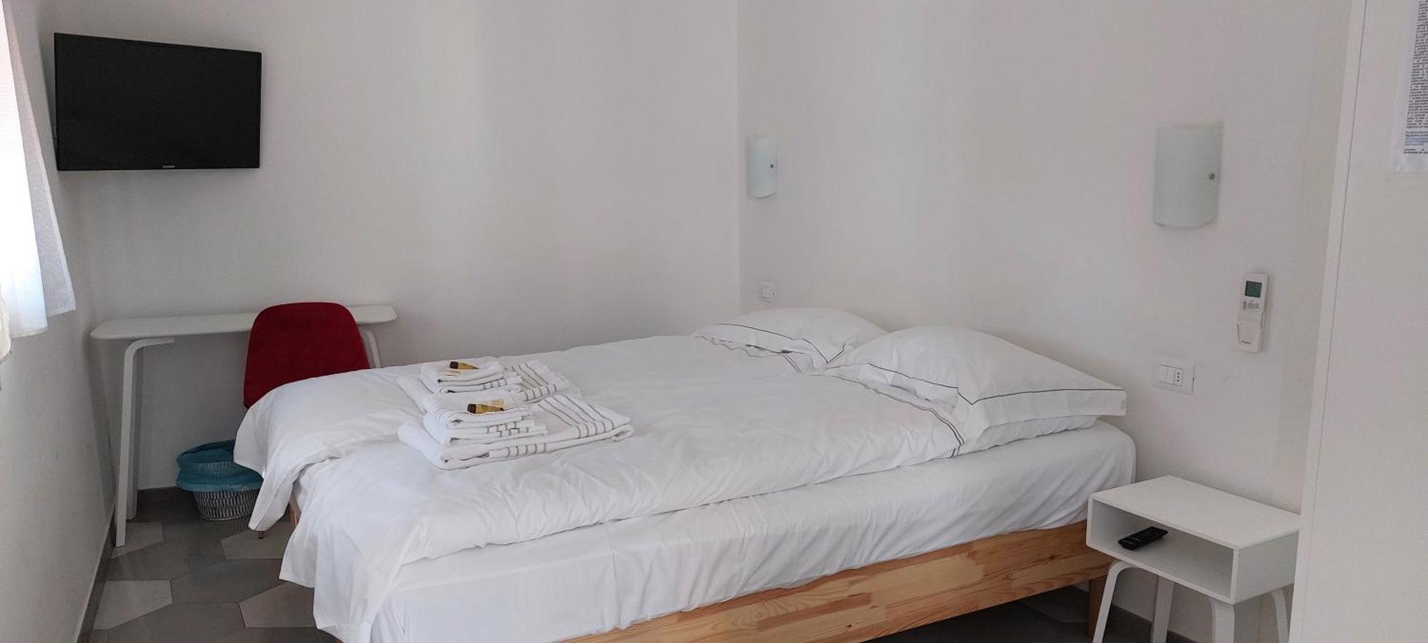 Casa Luigia Rooms Mtb In Finalborgo Bike Room Tour Ebike Trekking Finale Ligure Exterior photo