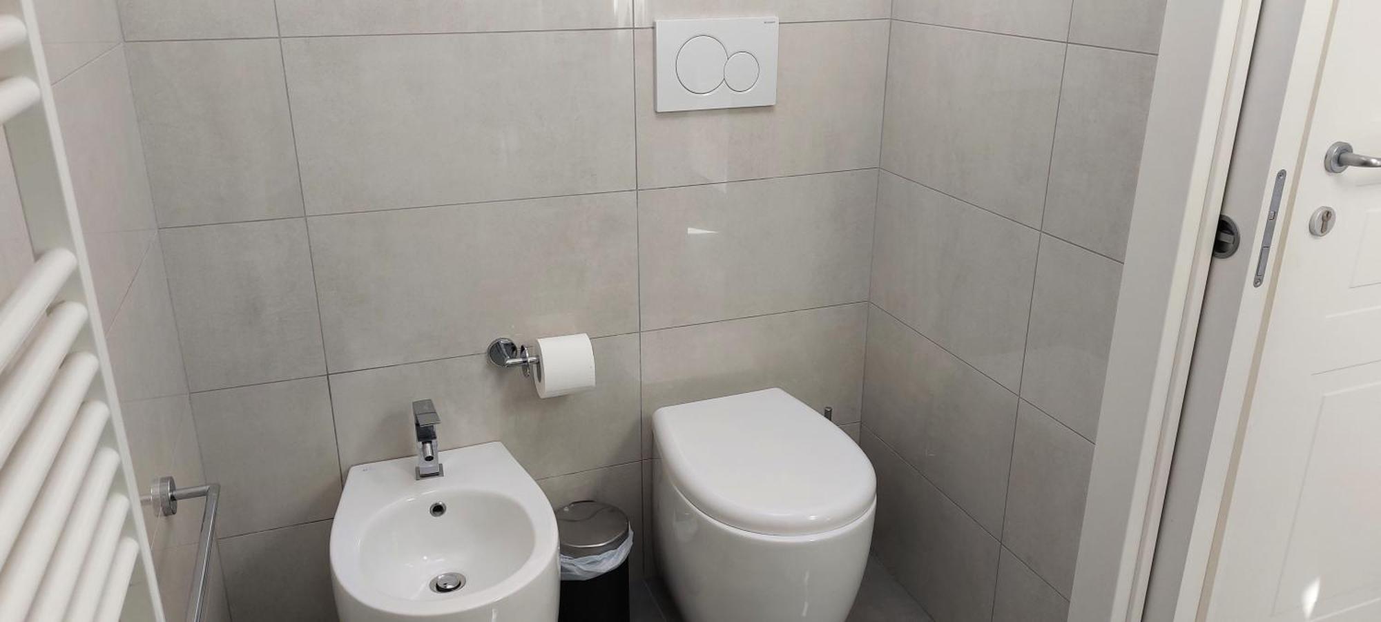 Casa Luigia Rooms Mtb In Finalborgo Bike Room Tour Ebike Trekking Finale Ligure Exterior photo